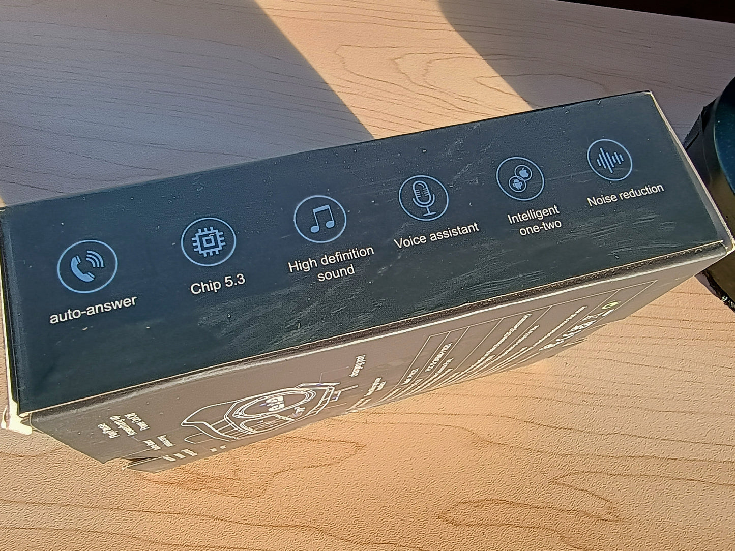 Wireless talk and share music headsets (Bluetooth)